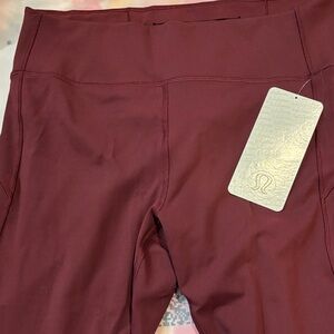 Lululemon Maroon Women's In Movement Cropped Leggings Size 12